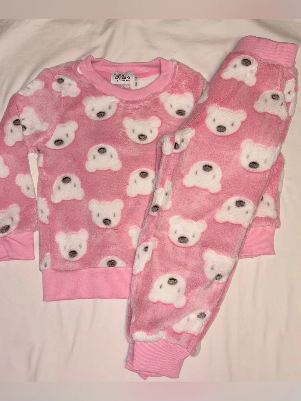 Lola and the Boys Pinky Bear fuzzy fleece set sz 4T Polar Bear NWT